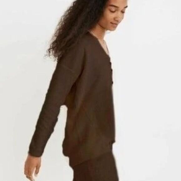 Madewell Brown V-Neck Henley Sweater size Medium - Picture 5 of 6
